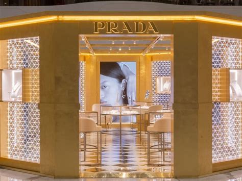 ufficio marketing prada|prada marketing strategy.